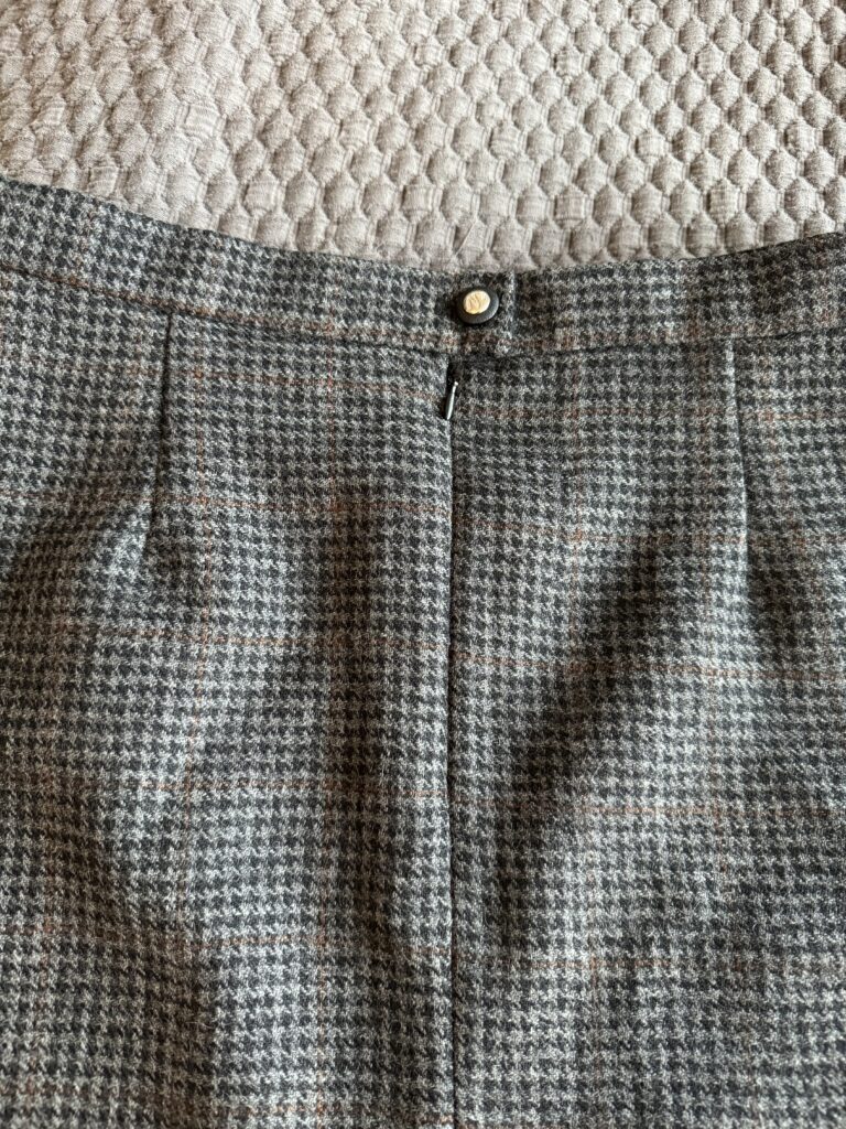 Klädskolan –  lär dig göra egna kläder