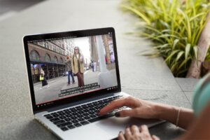 gatumode i new yorl med klädskolan