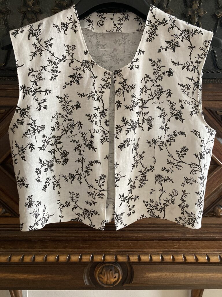 Klädskolan –  lär dig göra egna kläder