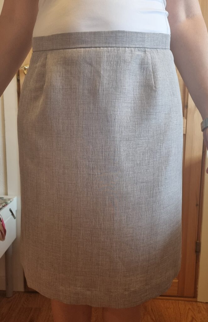 Klädskolan –  lär dig göra egna kläder