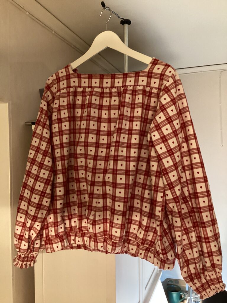 Klädskolan –  lär dig göra egna kläder