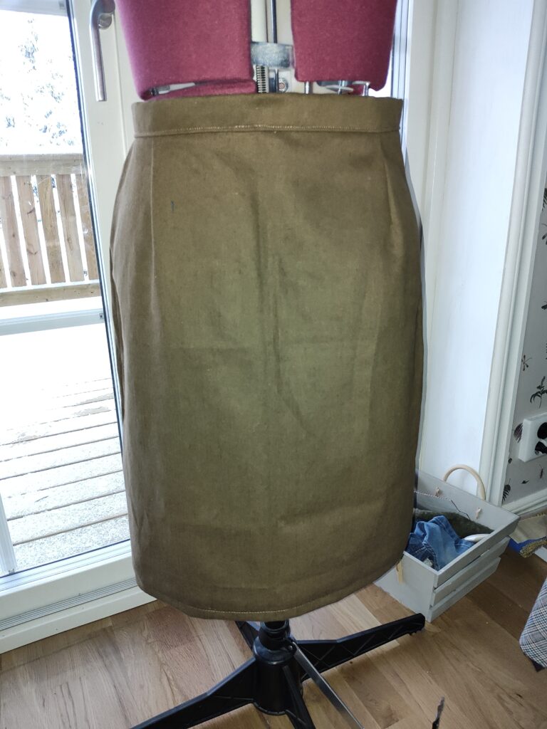 Klädskolan –  lär dig göra egna kläder