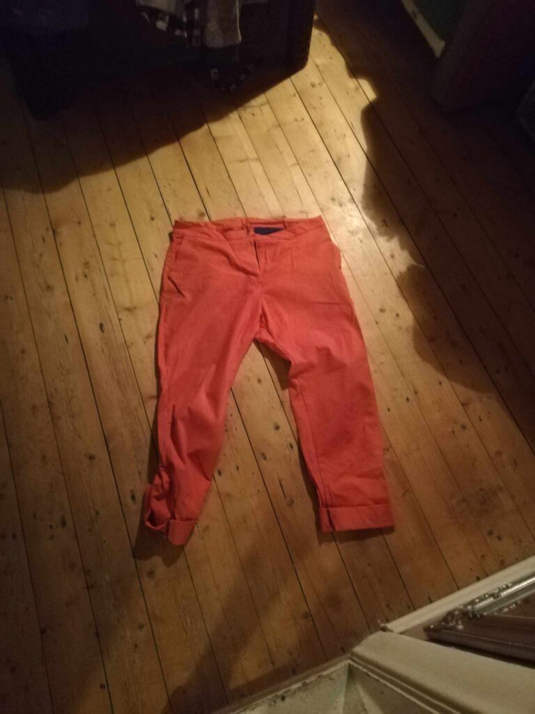 Klädskolan –  lär dig göra egna kläder