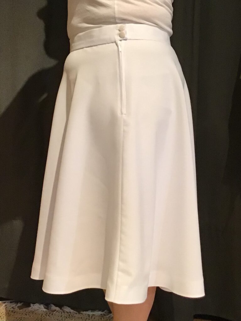 Klädskolan –  lär dig göra egna kläder