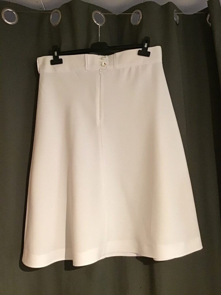 Klädskolan –  lär dig göra egna kläder