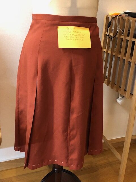 Klädskolan –  lär dig göra egna kläder