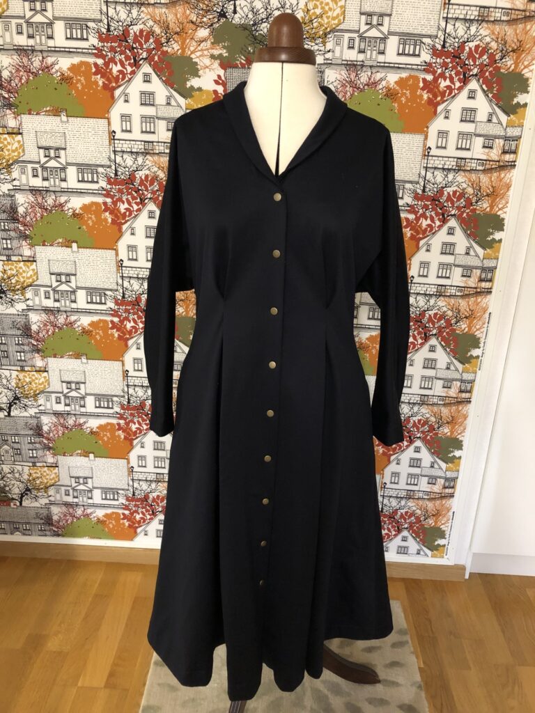 Klädskolan –  lär dig göra egna kläder