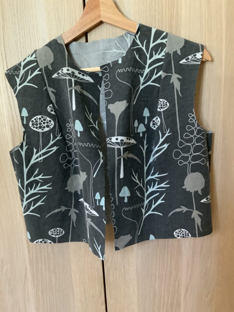 Klädskolan –  lär dig göra egna kläder