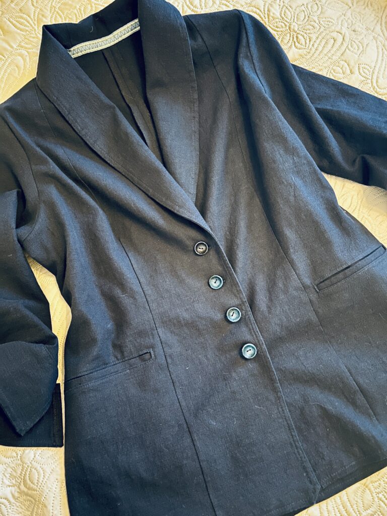 Klädskolan –  lär dig göra egna kläder