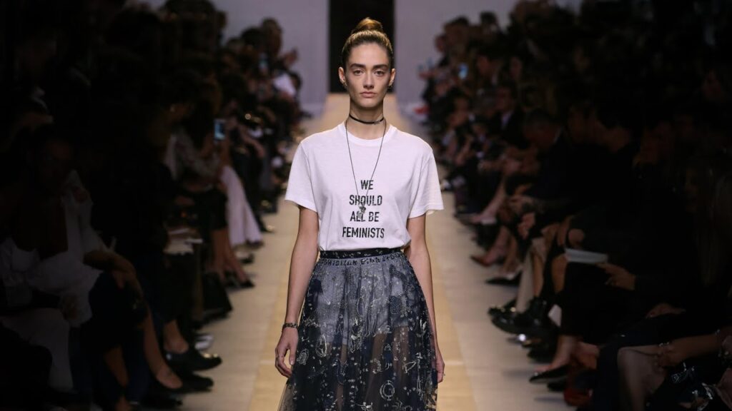 Klädskolan –  lär dig göra egna kläder