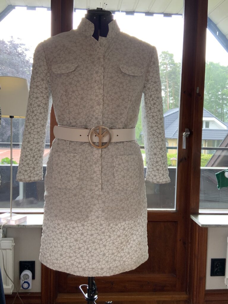 Klädskolan –  lär dig göra egna kläder