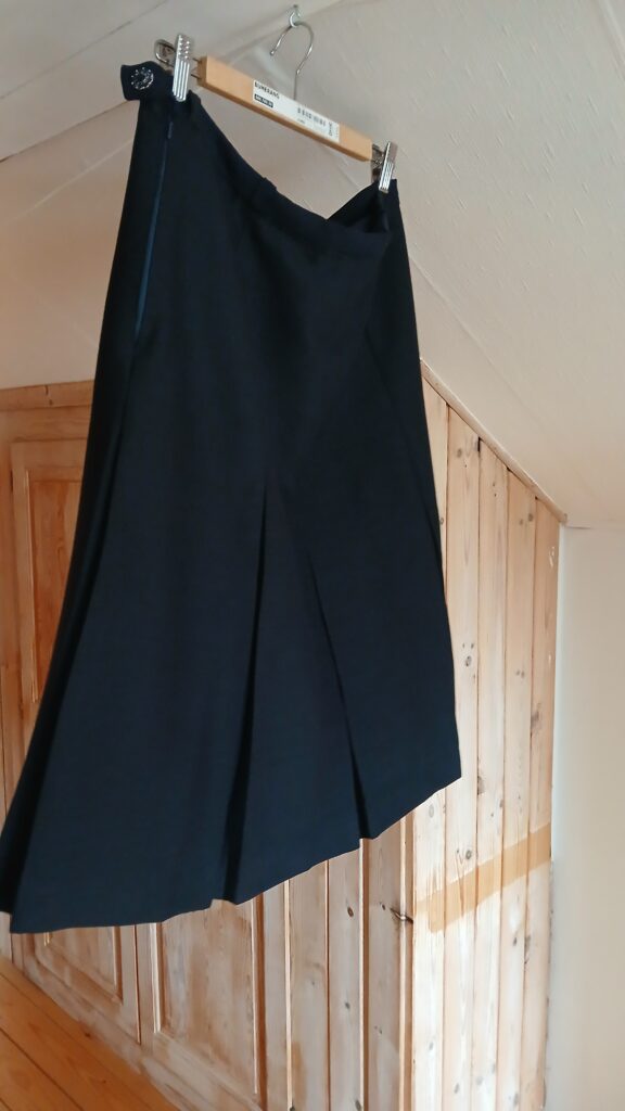 Klädskolan –  lär dig göra egna kläder