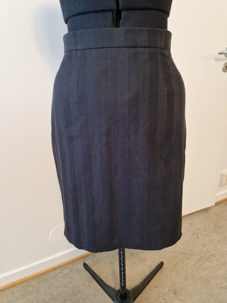 Klädskolan –  lär dig göra egna kläder