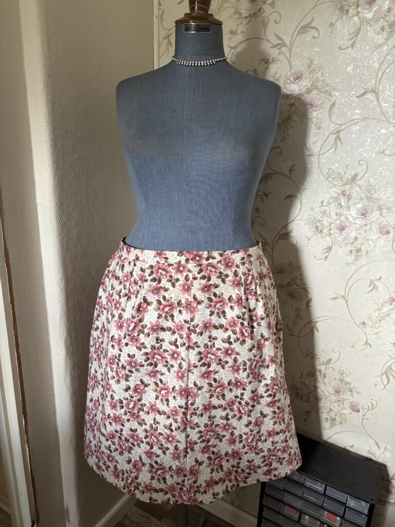 Klädskolan –  lär dig göra egna kläder