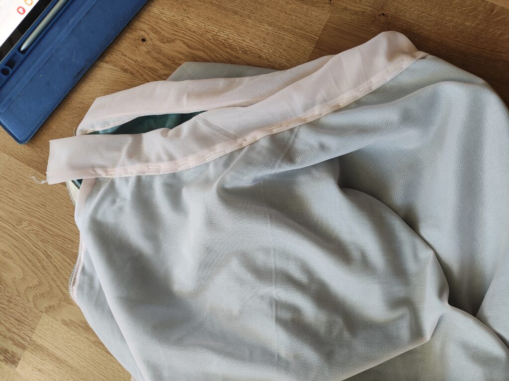 Klädskolan –  lär dig göra egna kläder